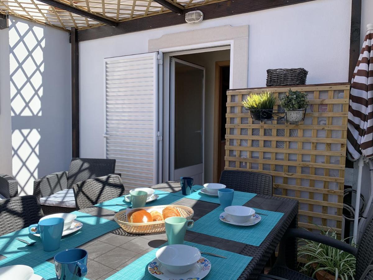 Duplex Apartment With Terrace In Cascais Downtown Bagian luar foto